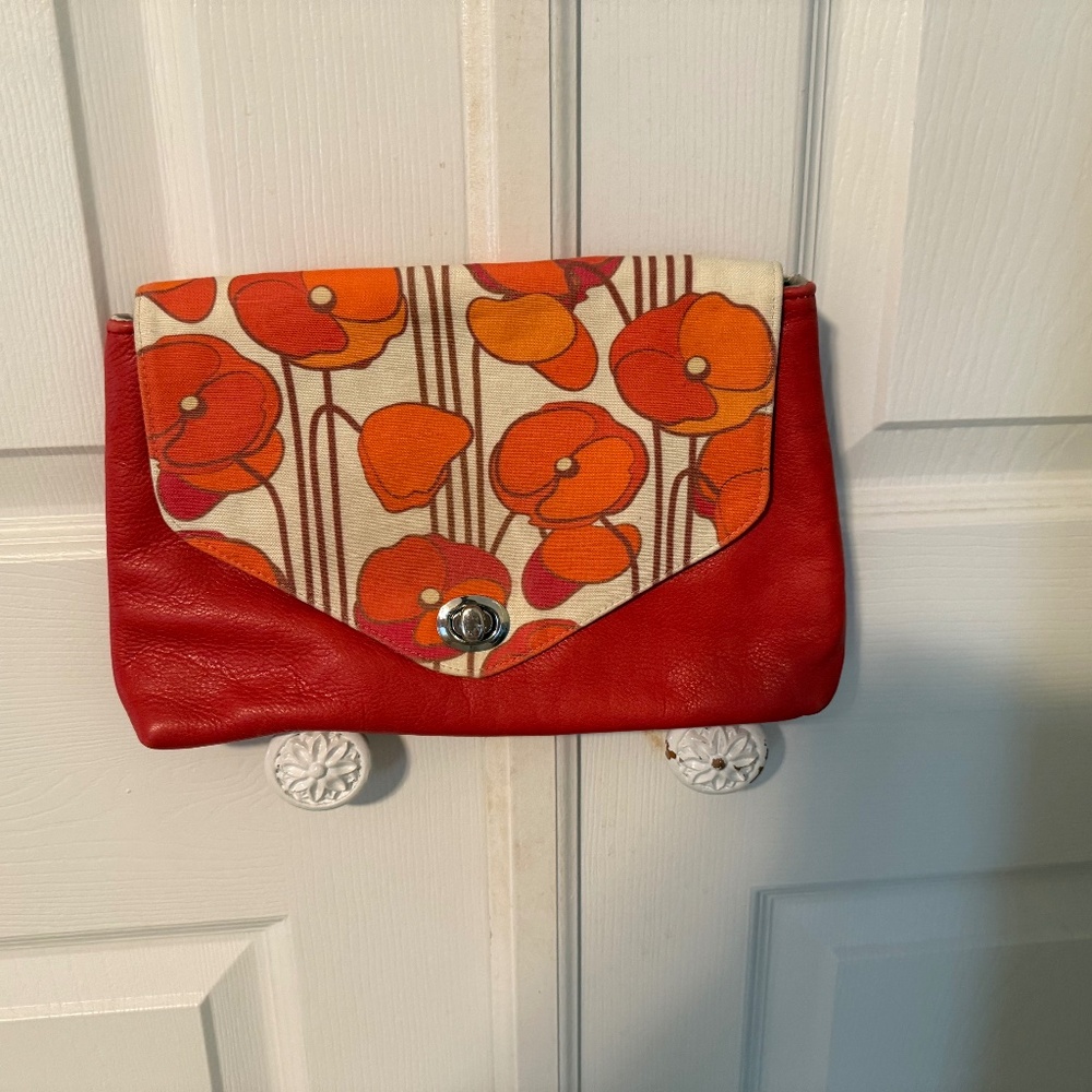 Red Staggerwing Pocketbook